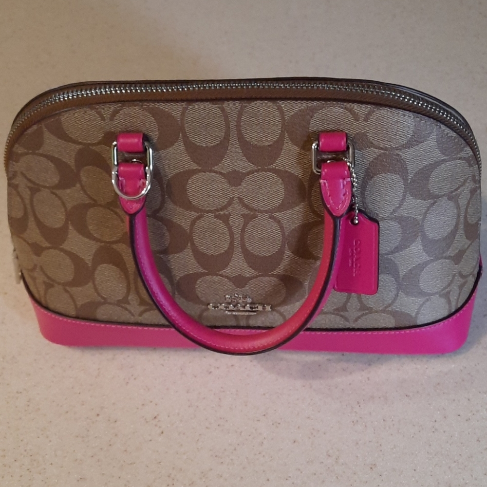 Authentic Coach Purse crossbody/handbag